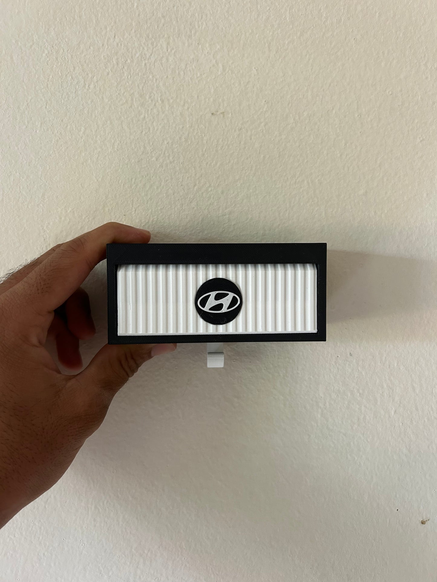 Garage key holder (hot wheels not included)
