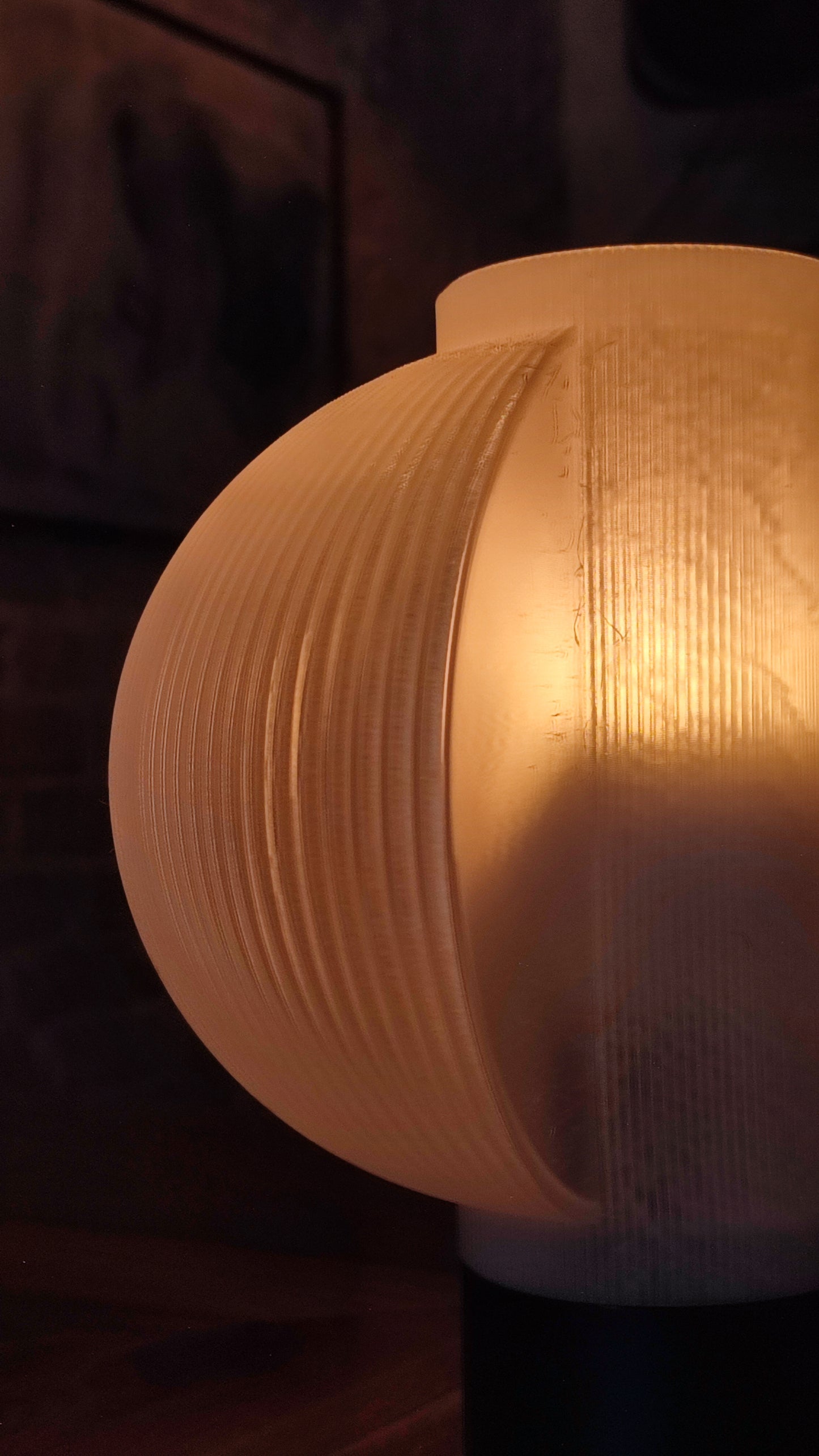Orbis Halo Lamp – 3D Printed Modern Sculptural Ambient Table Lamp