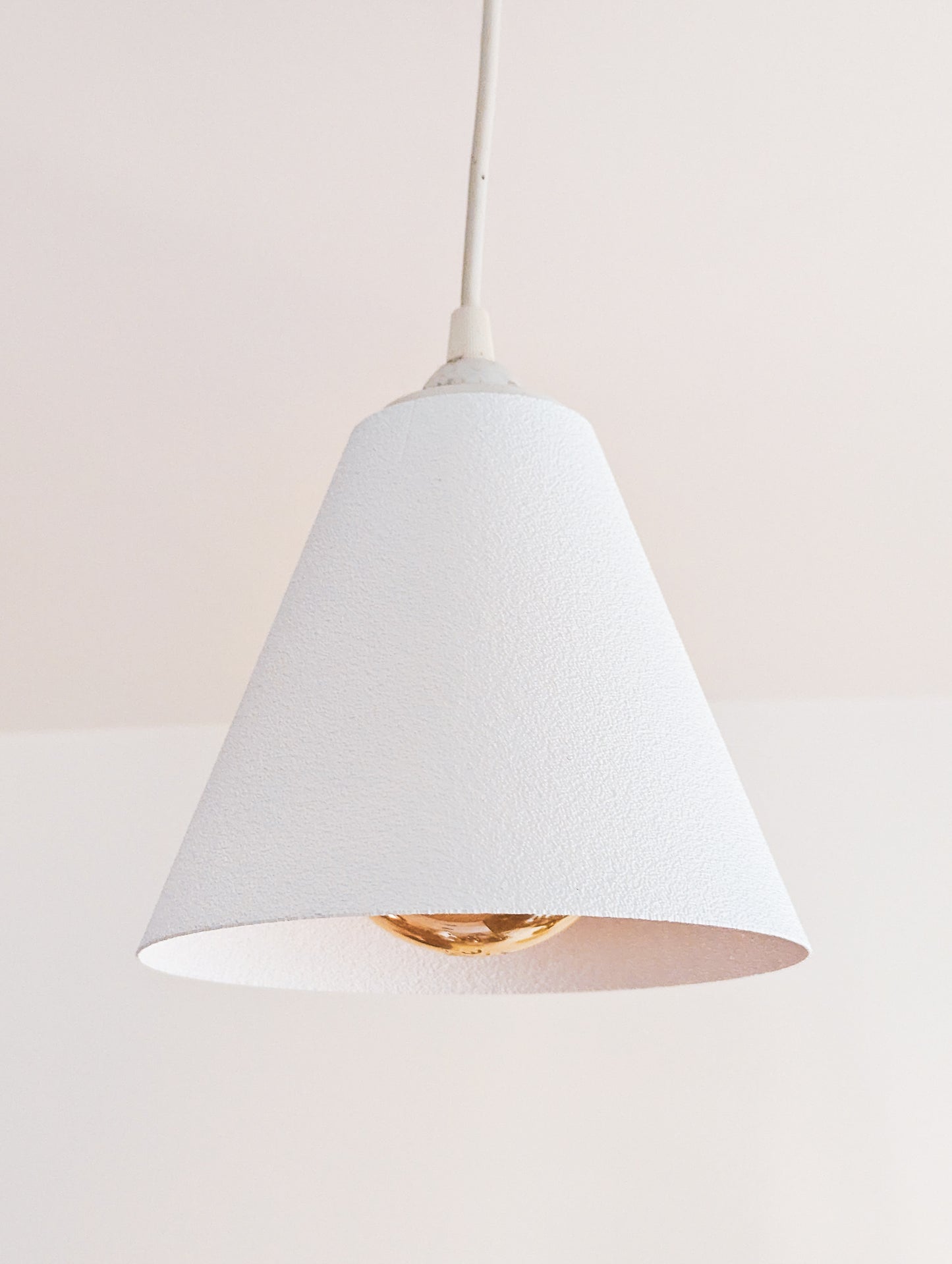 Solace Cone Pendant Lamp – 3D Printed Minimal Matte Ceiling Light