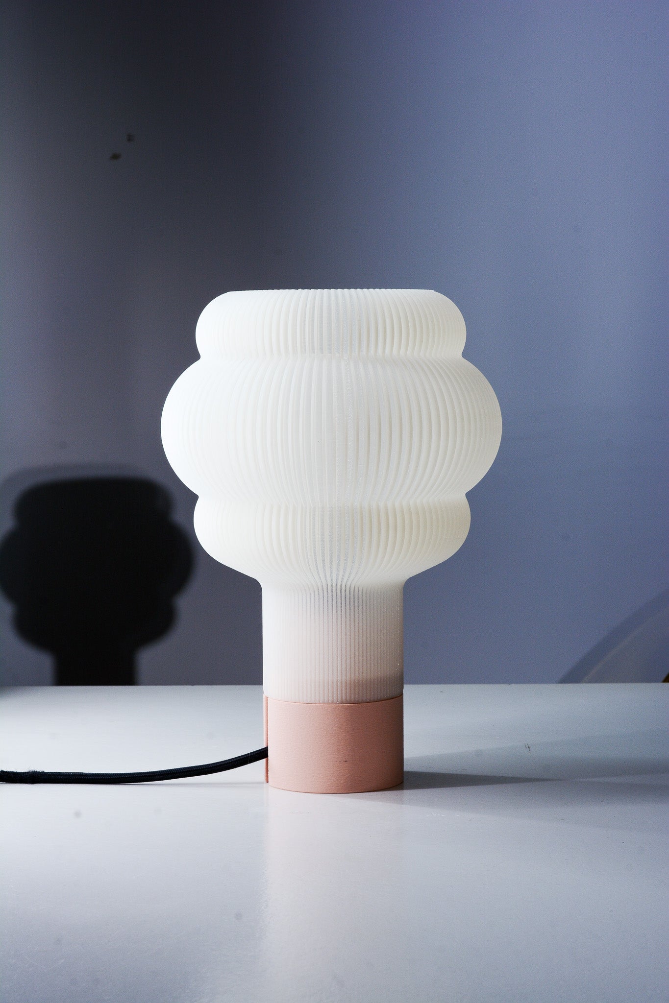 Nimbus Bloom Table Lamp - Soft Glow Cloud-Inspired Designer Light