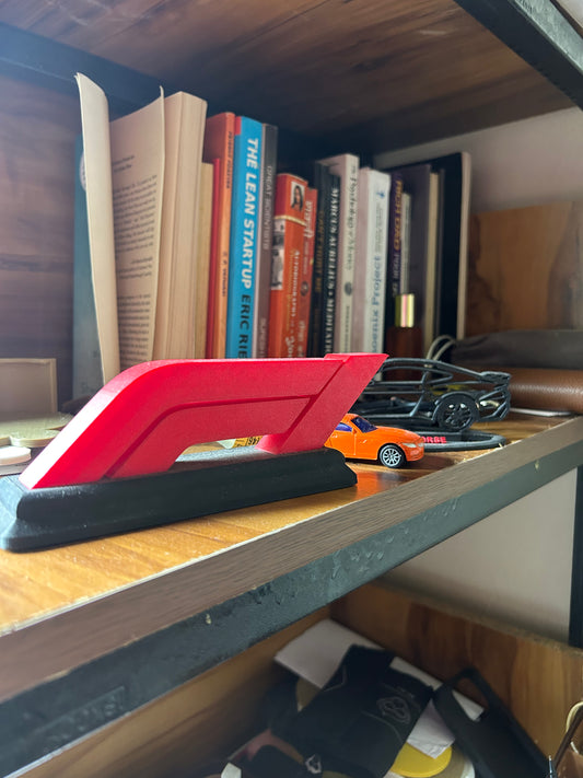 F1 Desk piece