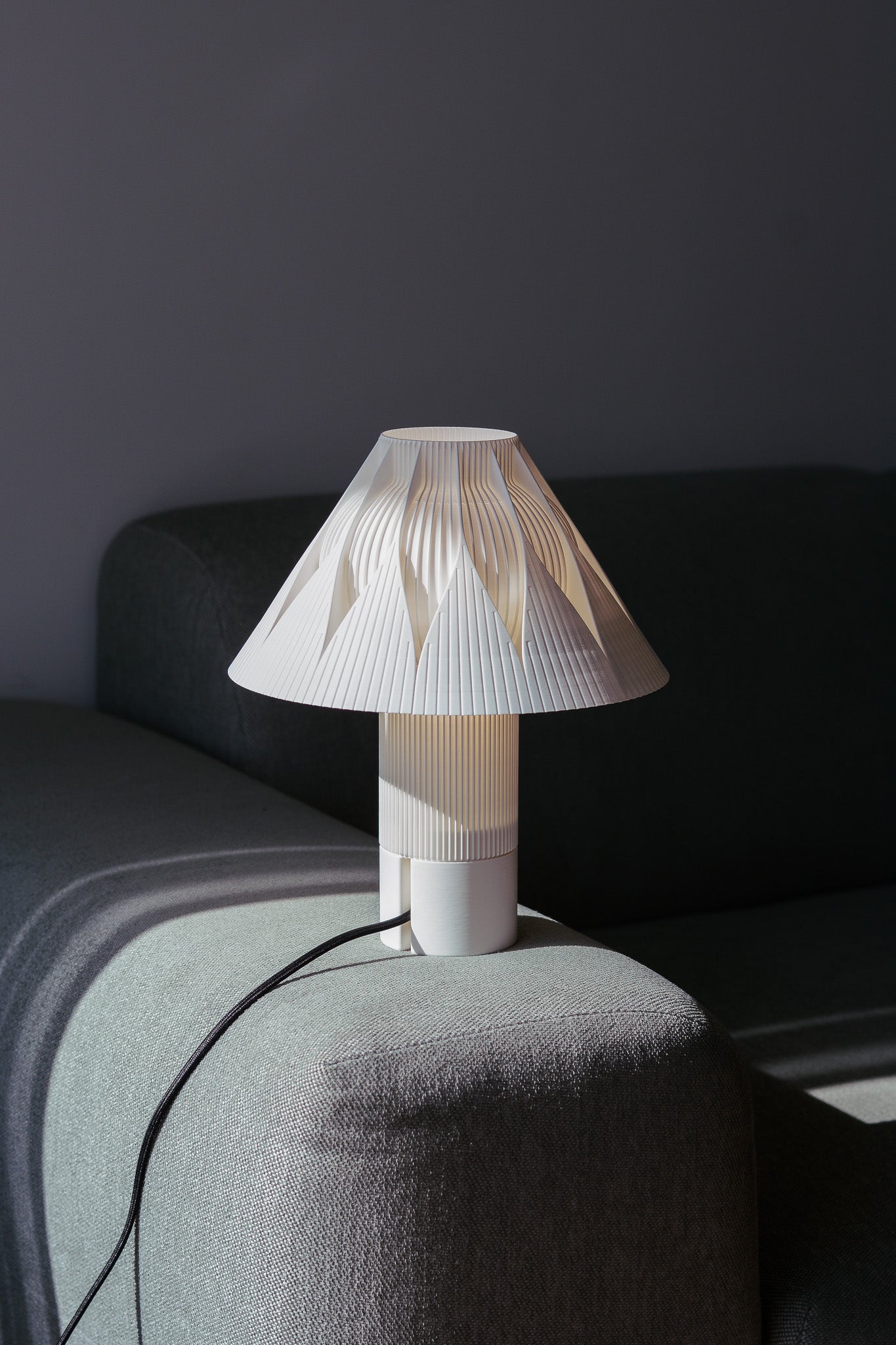 Rosace Origami Lamp – 3D Printed Geometric Modern Bedside & Table Lamp